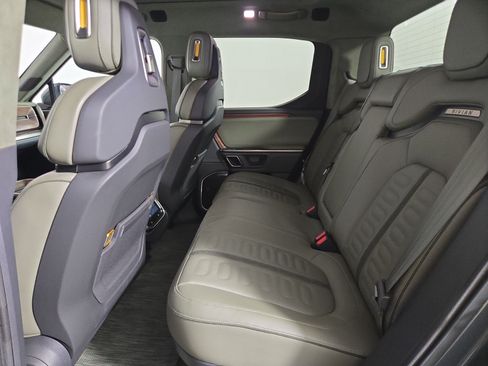 Used 2023 Rivian R1T Adventure AWD/4WD image 21