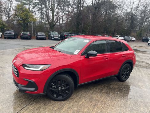 Certified 2025 Honda HR-V Sport image 4