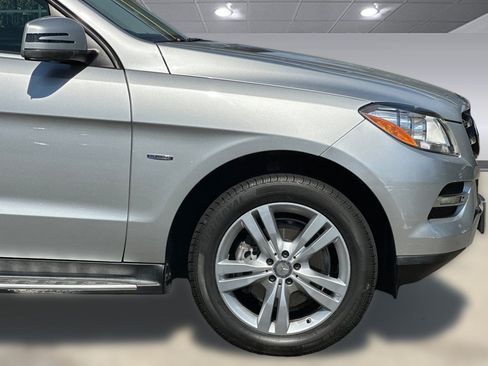 Used 2012 Mercedes-Benz ML 350 4MATIC image 35