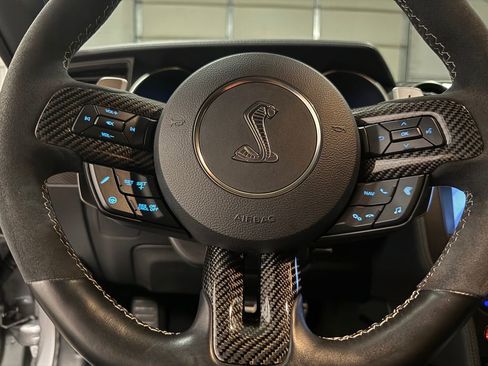 Used 2020 Ford Mustang Shelby GT500 w/ Technology Package image 9