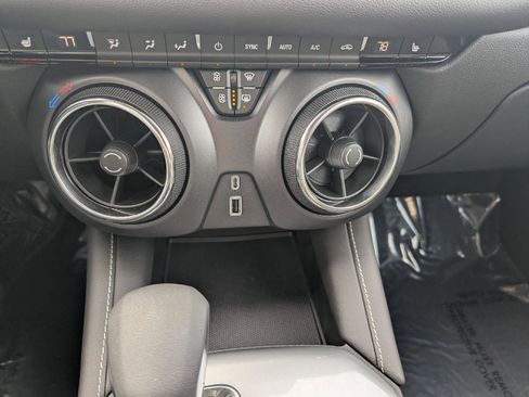 New 2026 Chevrolet Blazer LT w/ Midnight/Sport Edition AWD/4WD image 29