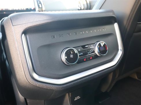 New 2025 Ford Expedition Platinum w/ Stealth Performance Package image 25