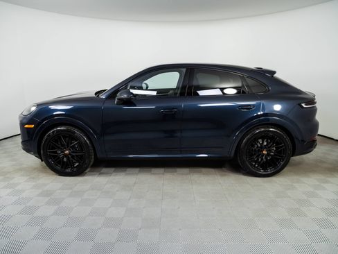 New 2026 Porsche Cayenne Coupe AWD/4WD image 2