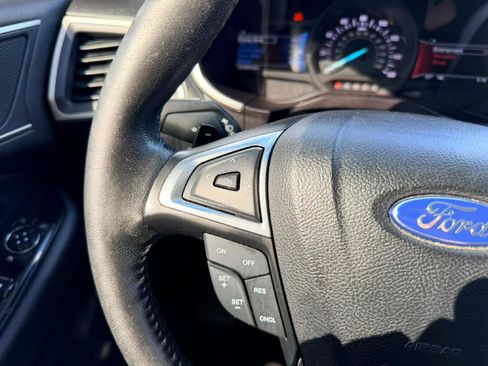 Used 2016 Ford Edge SEL w/ Equipment Group 201A AWD/4WD image 14
