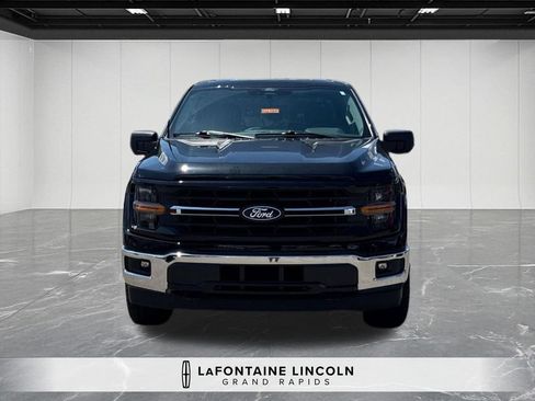 Used 2024 Ford F150 XLT w/ Tow/Haul Package AWD/4WD image 8
