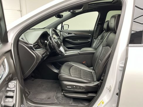 Certified 2023 Buick Enclave Avenir w/ Avenir Technology Package AWD/4WD image 3