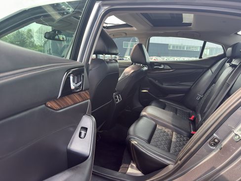 Used 2017 Nissan Maxima Platinum FWD image 30