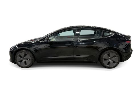 Certified 2023 Tesla Model 3 Standard Range RWD image 3