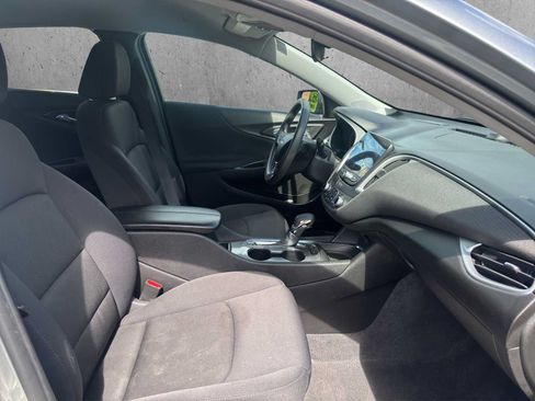 Used 2024 Chevrolet Malibu LT FWD image 22