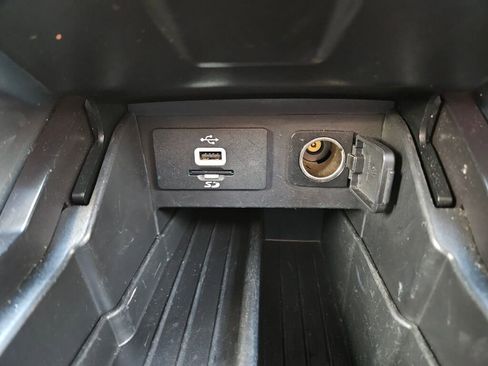 Used 2016 Ford Explorer Sport image 8