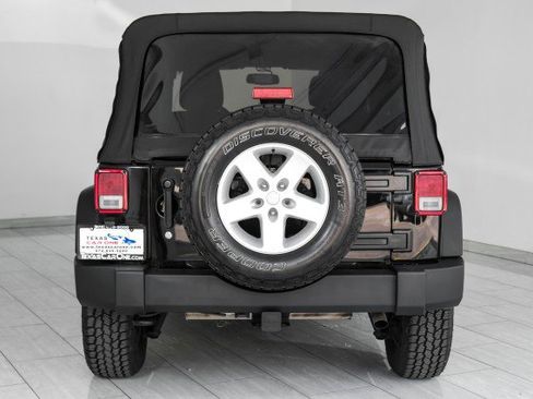 Used 2017 Jeep Wrangler Unlimited Sport w/ Quick Order Package 24S image 7