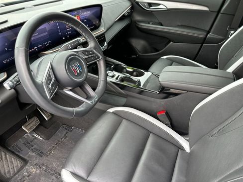 Used 2025 Buick Envision Sport Touring AWD/4WD image 10