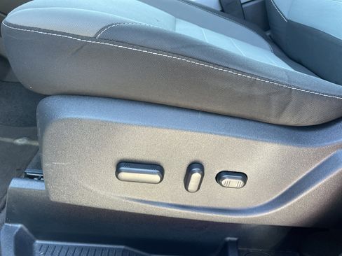 Used 2016 Ford Escape SE image 18