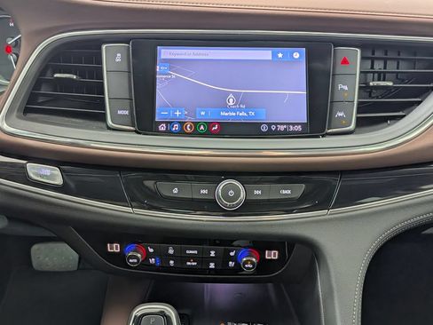 Used 2021 Buick Enclave Avenir w/ Avenir Technology Package FWD image 14