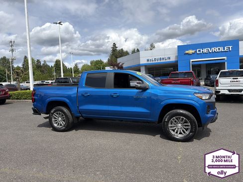 Used 2023 Chevrolet Colorado LT w/ LT Convenience Package RWD image 7