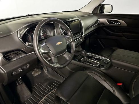 Used 2018 Chevrolet Traverse LT w/ LPO, Cargo Package AWD/4WD image 17