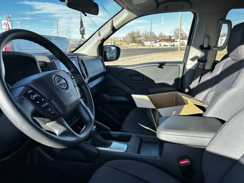 Used 2024 Nissan Frontier S w/ Technology Package image 10
