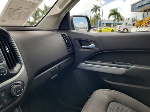 Used 2018 Chevrolet Colorado LT w/ LT Convenience Package image 28