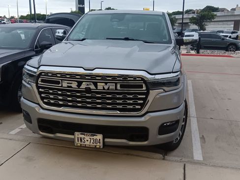 Used 2025 RAM 1500 Limited w/ Off Road Group AWD/4WD image 2