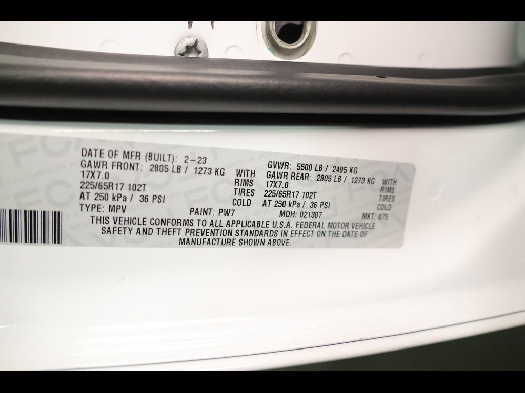 Used 2023 Jeep Cherokee Altitude Lux AWD/4WD image 31