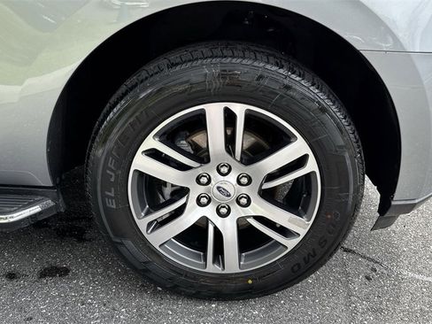 Used 2023 Ford Expedition Limited image 61