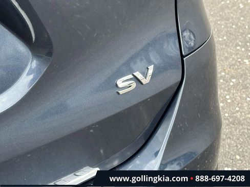 Used 2016 Nissan Rogue SV FWD image 8
