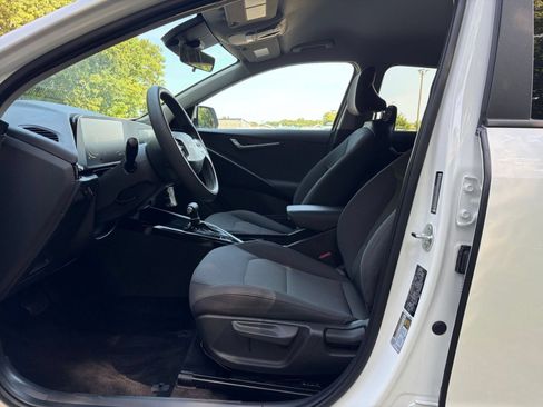 Used 2026 Kia Niro LX FWD image 24
