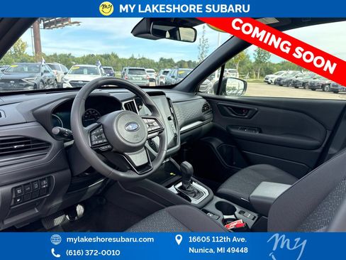 Used 2025 Subaru Forester Premium AWD/4WD image 11