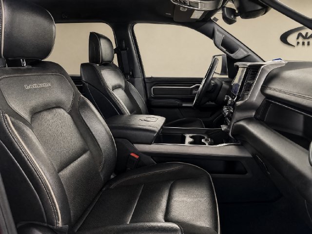 Used 2024 RAM 1500 Laramie RWD image 12