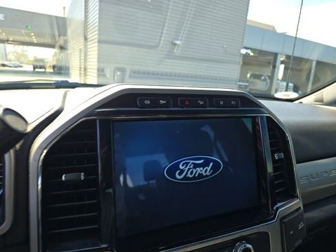 Used 2022 Ford F450 Lariat w/ Lariat Ultimate Package image 9