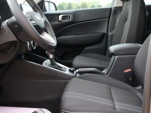 New 2026 Hyundai Venue SEL FWD image 24
