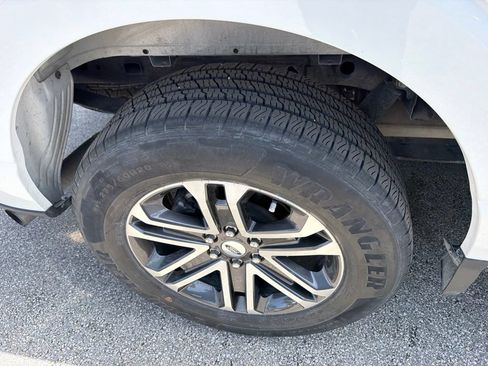 Used 2023 Ford F150 XL RWD image 14