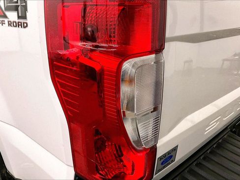 Used 2021 Ford F250 XL w/ Power Equipment Group image 28