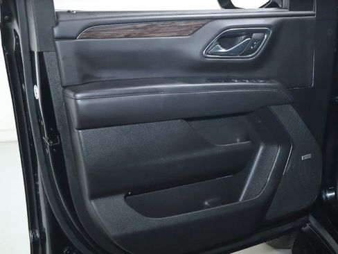Used 2021 Chevrolet Tahoe LT AWD/4WD image 19