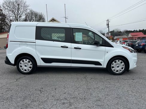 Used 2022 Ford Transit Connect XLT image 6