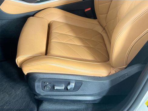 Used 2025 BMW X5 xDrive50e w/ Premium Package image 20