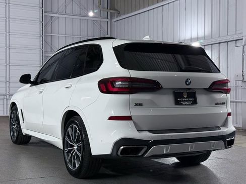Used 2021 BMW X5 M50i w/ Executive Package image 11