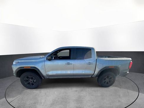 Used 2025 GMC Canyon Elevation w/ Technology Package image 4