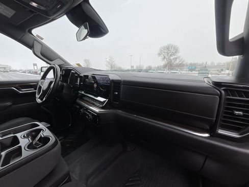 Certified 2024 Chevrolet Silverado 1500 LT image 29