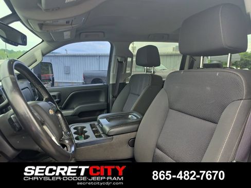 Used 2016 Chevrolet Silverado 2500 LT w/ Midnight Edition AWD/4WD image 10