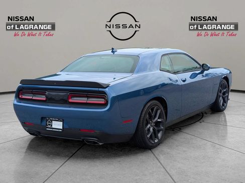 Used 2021 Dodge Challenger R/T w/ Driver Convenience Group RWD image 5