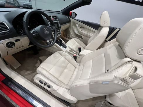 Used 2015 Volkswagen Eos Komfort image 23