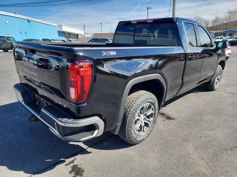 New 2026 GMC Sierra 1500 SLE w/ X31 Off-Road Package image 8