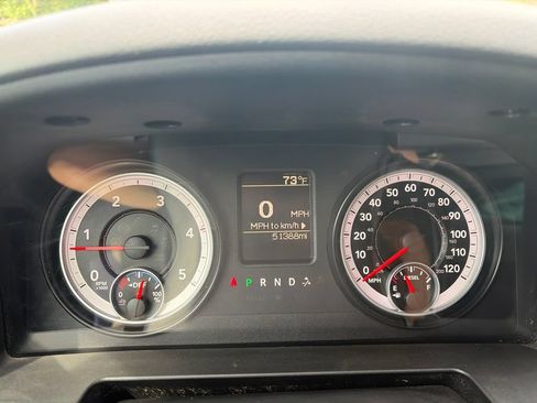 Used 2014 RAM 2500 Tradesman w/ Chrome Appearance Group AWD/4WD image 15