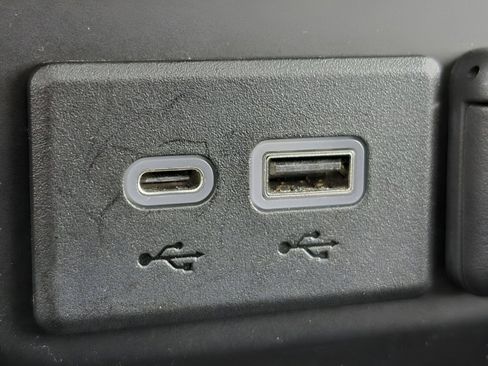 Used 2023 Chevrolet Silverado 3500 LTZ w/ LTZ Plus Package image 10