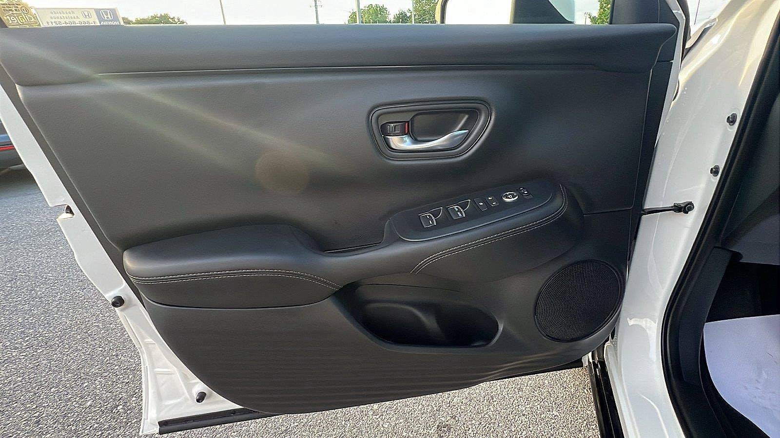 New 2027 Honda HR-V EX-L image 21