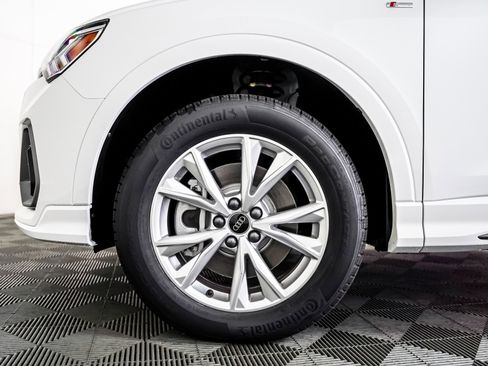 New 2025 Audi Q3 2.0T Premium image 6