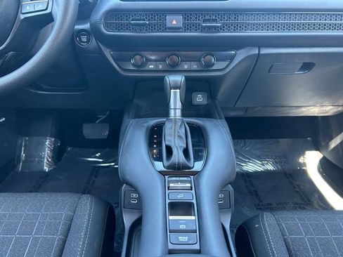 Used 2025 Honda HR-V LX image 11