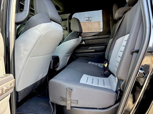 Used 2024 Toyota Tacoma TRD Off-Road image 13