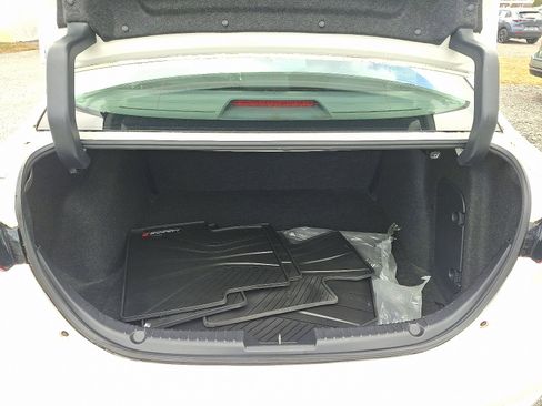 Used 2017 MAZDA MAZDA3 Sport image 28